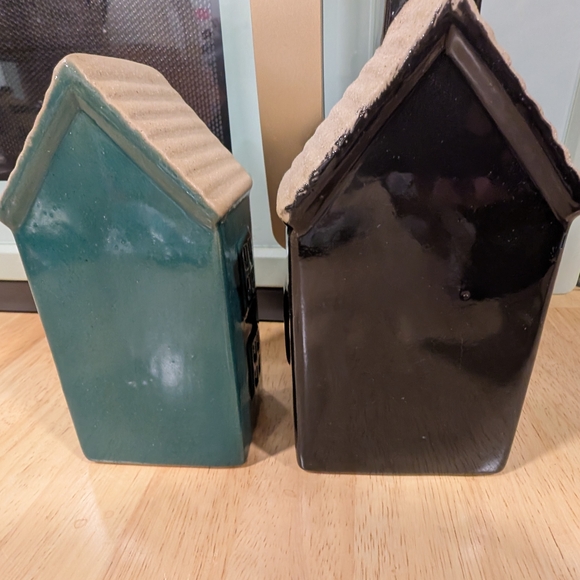 Ashland Ceramic House Decor - Black and Teal - Picture 4 of 6